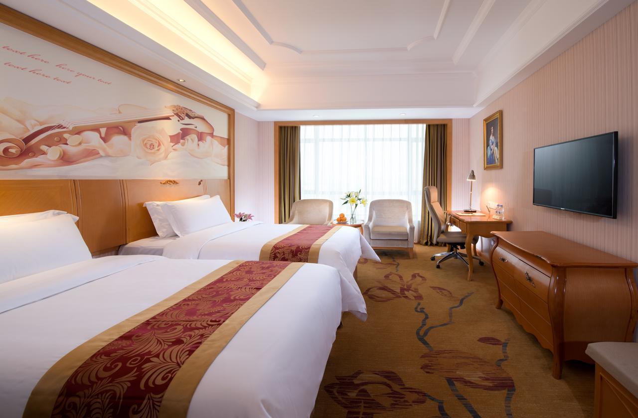 Vienna International Hotel - Expo Branch Shanghai Exterior photo